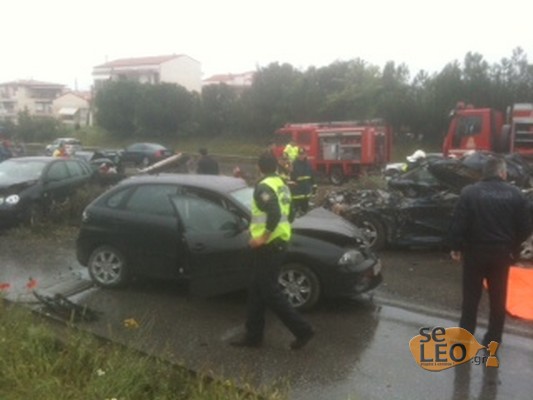 ΒΙΝΤΕΟ-Τραγωδία στην άσφαλτο – Ένας νεκρός και τέσσερις τραυματίες