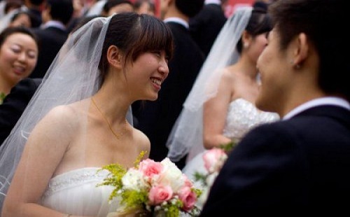 Χανιά-“Γαμοπίλαφο” για 16 ζευγάρια Κινέζων