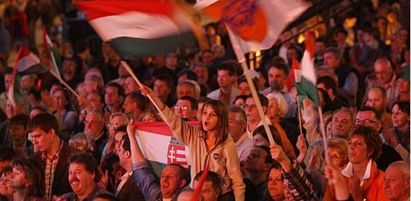 Ουγγαρία: Το κυβερνών κόμμα κερδίζει την πλειοψηφία