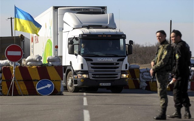 Οι Ρώσοι ανακήρυξαν “κυρίαρχη δημοκρατία” μέρος της Ουκρανίας