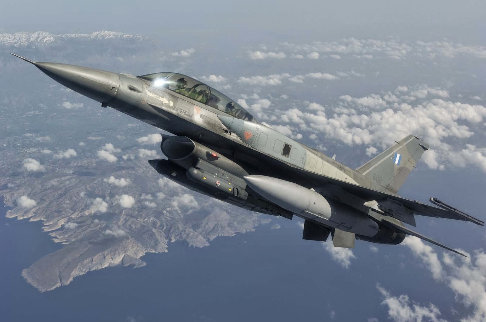 ΦΩΤΟ-Ισραηλινά F-16 πάνω από τα Μετέωρα