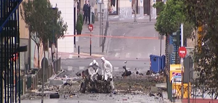 ΦΩΤΟ-Εικόνες από το σημείο της έκρηξης