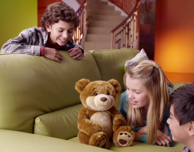 ΒΙΝΤΕΟ-Το αρκουδάκι που συνδέεται στο διαδίκτυο!