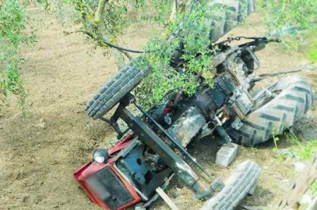 Τρακτέρ καταπλάκωσε 58χρονο