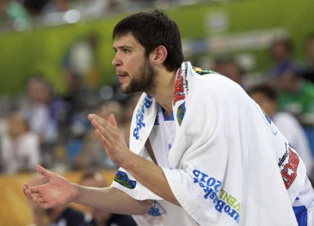 Παπανικολάου: Να κάνουμε τον κόσμο περήφανο