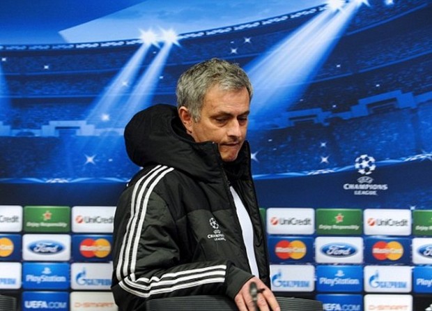 Ο εκβιασμός του Μουρίνιο