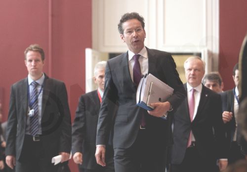 Ντάισελμπλουμ: Η έκδοση ομολόγων γεννά αισιοδοξία, αλλά η Ελλάδα έχει δρόμο να διανύσει