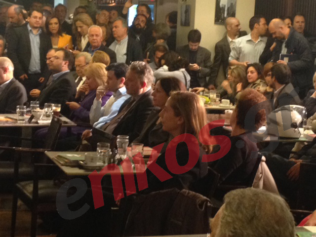 ΦΩΤΟ-Η Ξενογιαννακοπούλου στην παρουσίαση του βιβλίου