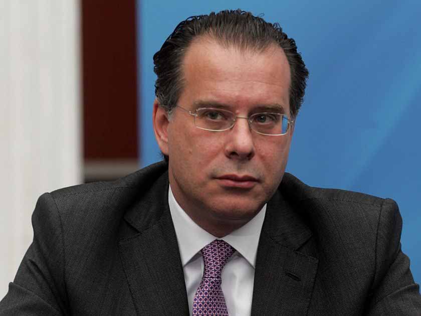 Κουμουτσάκος: «Μαυρογιαλούρος» ο Σγουρός