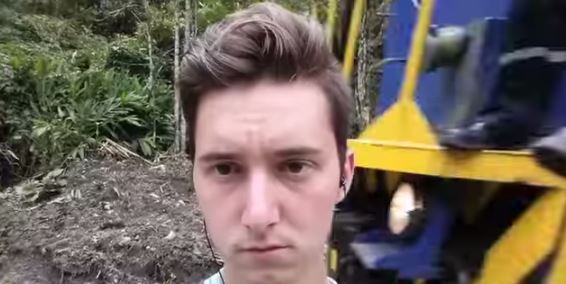 BINTEO-Η selfie του βγήκε… ξινή