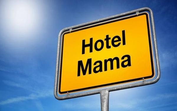 Μένεις ακόμα με τους γονείς; Πολύτιμες ψυχολογικές συμβουλές