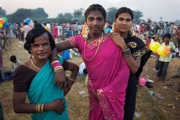 Ινδία: Αναγνώρισαν το… τρίτο φύλο