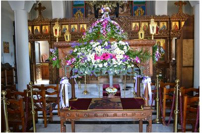 ΦΩΤΟ-Οι επιτάφιοι των ενοριών της Πρέβεζας