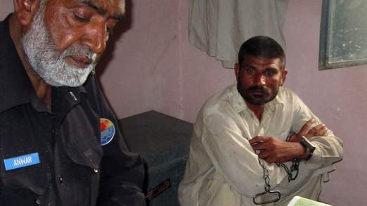 Έκλεβαν πτώματα και τα έτρωγαν