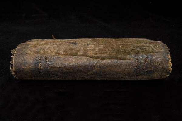 perierga.gr - Τρία παράξενα βιβλία ανακαλύφθηκαν στη βιβλιοθήκη του Χάρβαρντ! perierga.gr - Τρία παράξενα βιβλία ανακαλύφθηκαν στη βιβλιοθήκη του Χάρβαρντ!