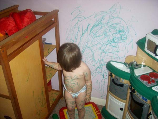 perierga.gr - Παιδιά κάνουν απίθανες σκανδαλιές!