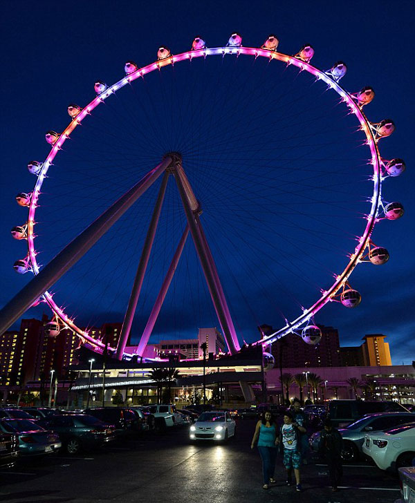 perierga.gr - Η ψηλότερη ρόδα λούνα παρκ του κόσμου άνοιξε στο Λας Βέγκας!