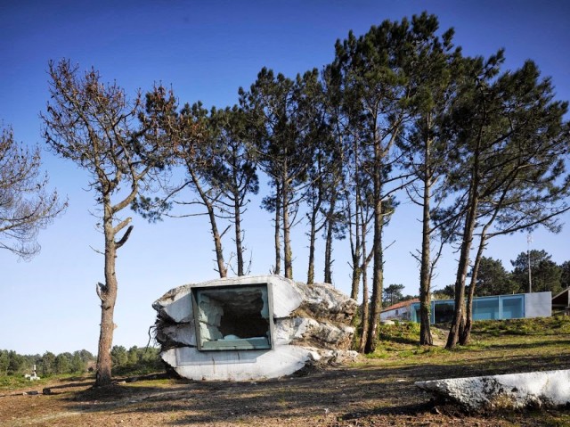 perierga.gr - Εξοχικό σπίτι χτισμένο μέσα σε... βράχο! perierga.gr - Εξοχικό σπίτι χτισμένο μέσα σε... βράχο!