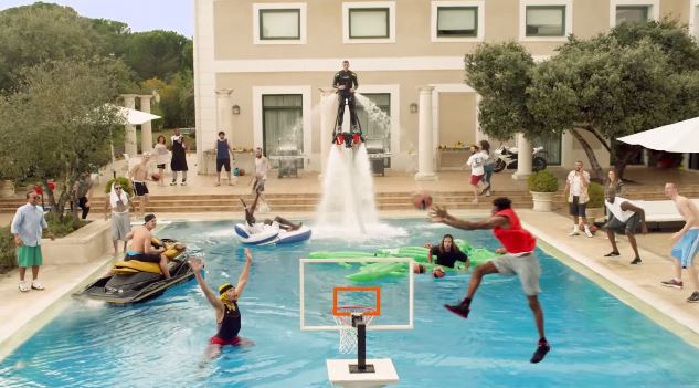 ΒΙΝΤΕΟ-«Αεροπλανικό» κάρφωμα