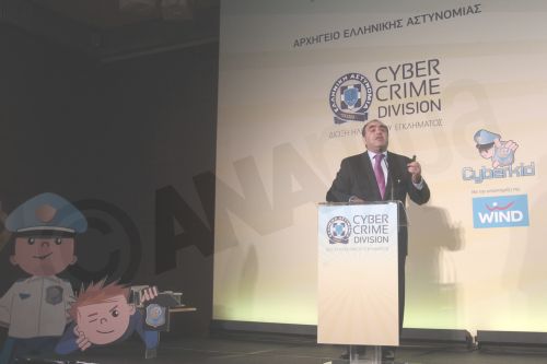 Πρεμιέρα για την Ψηφιακή Αλάνα-Οι συμβουλές του Μ. Σφακιανάκη