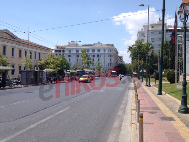 ΦΩΤΟ-Άδεια η πόλη! Πού πήγαν όλοι;