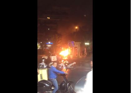 ΒΙΝΤΕΟ-Η φωτιά σε ΙΧ στου Ζωγράφου