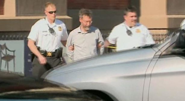 ΦΩΤΟ-Το αμάξι και ο οδηγός που έβαλαν “φωτιά” στον Λευκό Οίκο