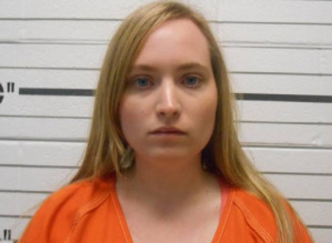 Έβαζε καλύτερους βαθμούς με αντάλλαγμα το σεξ