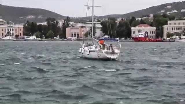 ΦΩΤΟ-Έντονο μπουρίνι στην Μυτιλήνη