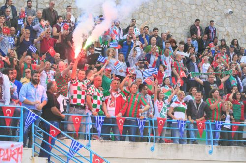 ΦΩΤΟ-Ο αγώνας έληξε… 84 χρόνια μετά