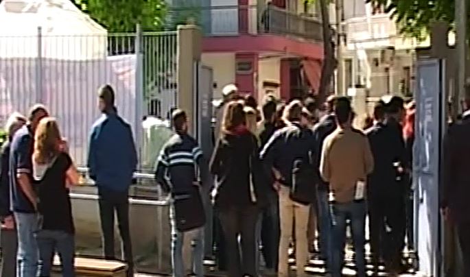 Ένταση στο εκλογικό που ψήφισε ο Βενιζέλος