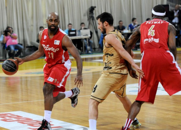 ΒΙΝΤΕΟ-Το διαστημικό κάρφωμα του Κόλινς