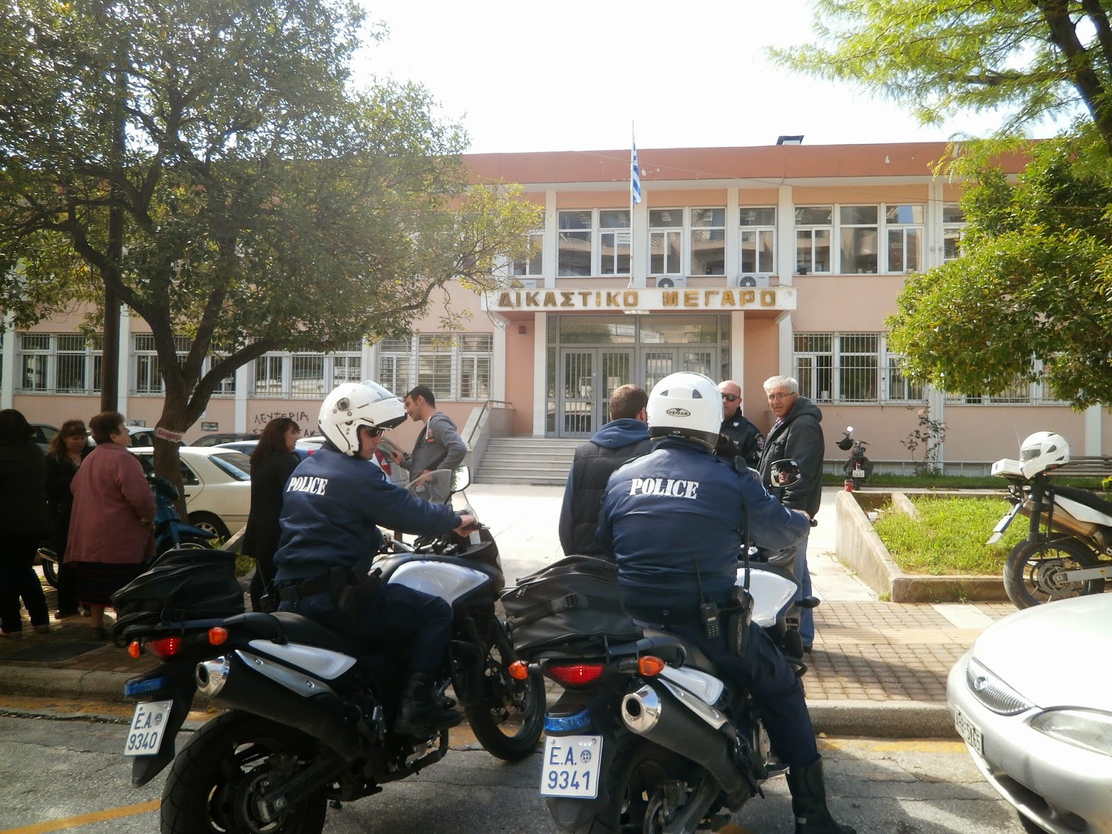 ΒΙΝΤΕΟ-Τηλεφώνημα για βόμβα στα δικαστήρια της Ξάνθης