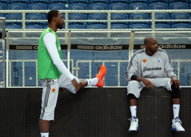 Ξαφνικό πρόβλημα με Γκιστ