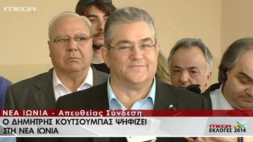 ΤΩΡΑ-Ψηφίζει ο Δημήτρης Κουτσούμπας