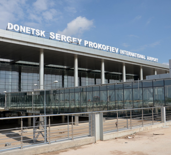 Ντόνετσκ: “Aντιτρομοκρατική επιχείρηση” στο αεροδρόμιο