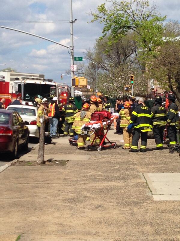 ΦΩΤΟ-Εκτροχιάστηκε συρμός του μετρό στην Νέα Υόρκη