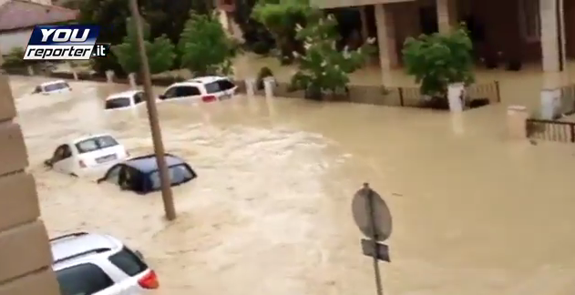 ΒΙΝΤΕΟ-Ιταλία: Απίστευτες εικόνες από τις πλημμύρες