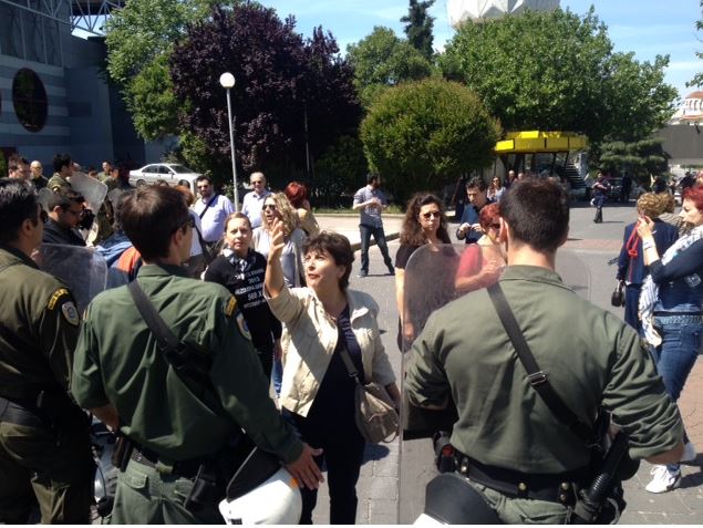 ΒΙΝΤΕΟ-Διαμαρτυρία στη Θεσσαλονίκη για τον Βενιζέλο