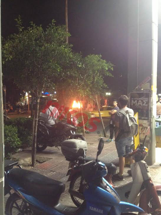 ΤΩΡΑ-ΦΩΤΟ-Φωτιά σε αυτοκίνητο στην περιοχή του Ζωγράφου