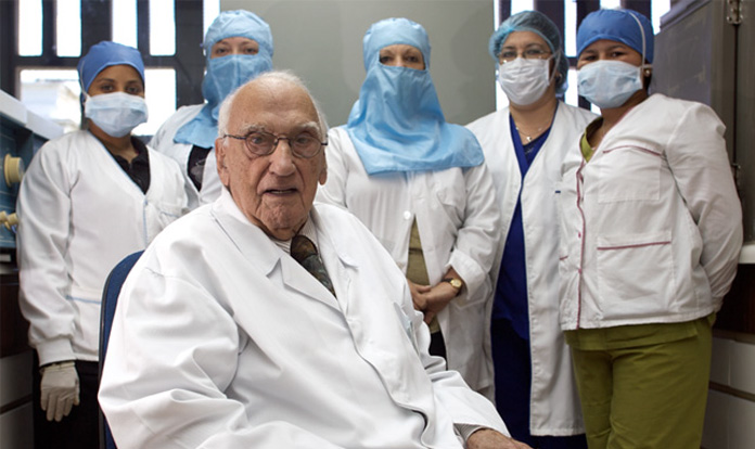 «Έφυγε» στα 101 ο γιατρός – λαϊκός ήρωας
