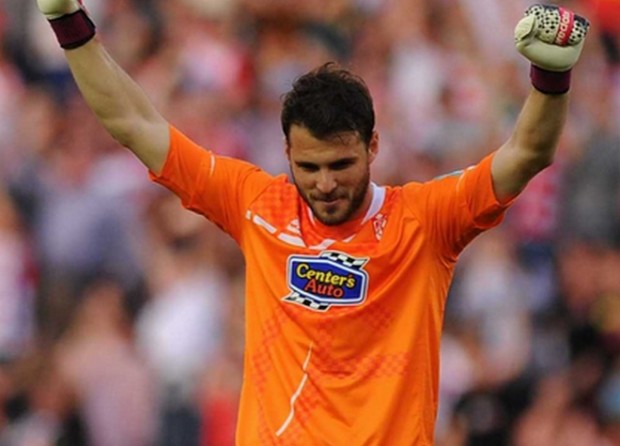 Στόχος της Μπενφίκα ο Καρνέζης