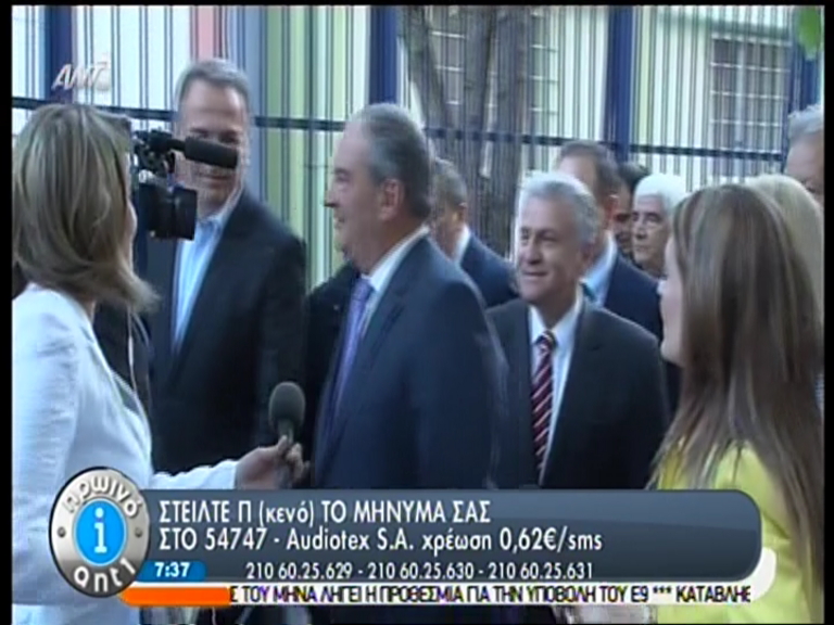 ΒΙΝΤΕΟ-Ψηφίζει ο Κώστας Καραμανλής