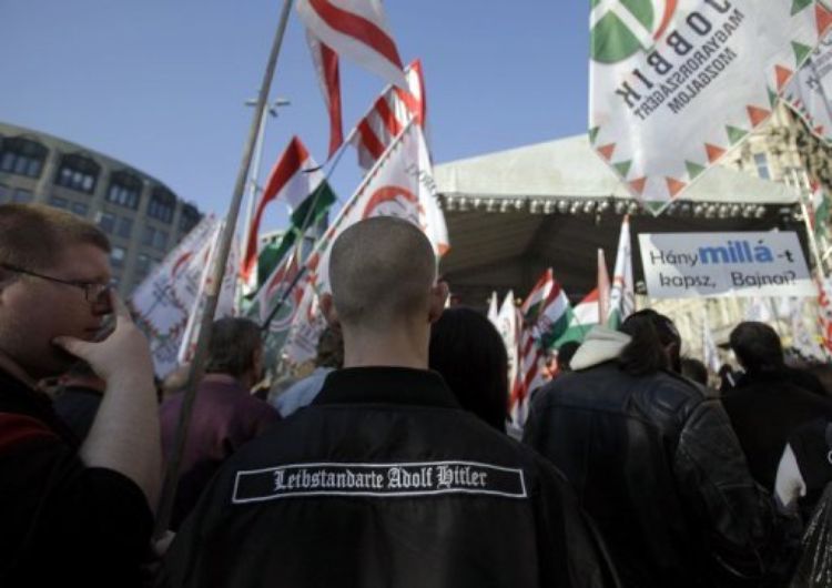 Από σκίνχεντ…αντιπρόεδρος της βουλής