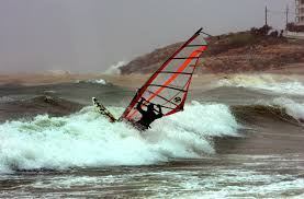 Αίσιος τέλος για τον σέρφερ στη Σπαρτιά