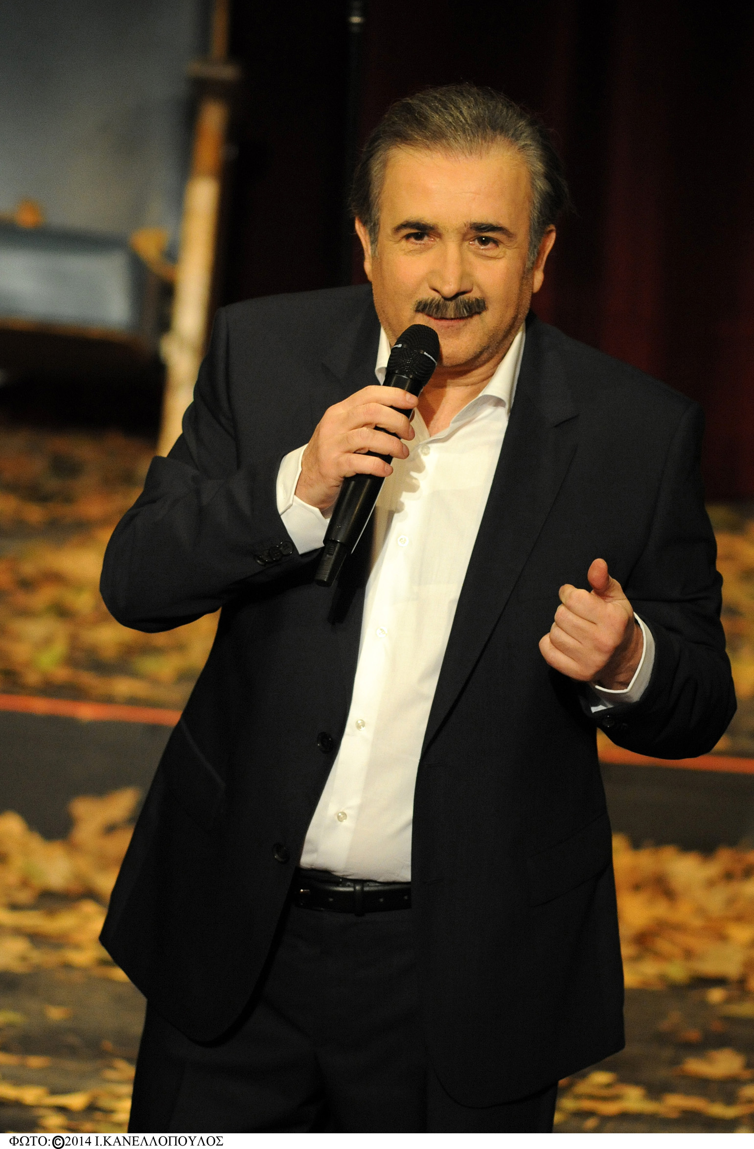 Τρίτη και 13 επιστρέφει ο Λάκης