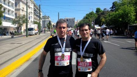 ΦΩΤΟ-Ο Λοβέρδος τερμάτισε στον ημιμαραθώνιο