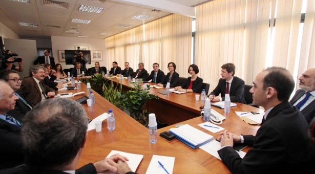 Εντός τροχιάς το πρόγραμμα προσαρμογής στην Κύπρο