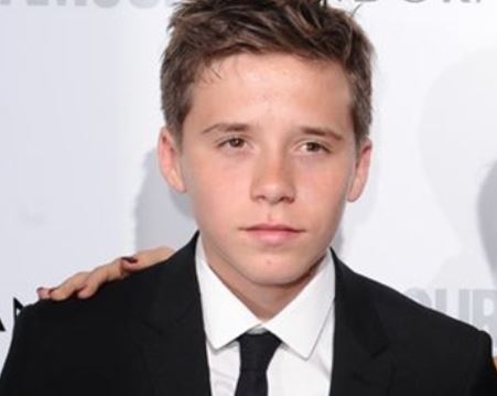 Σερβιτόρος ο γιος του Μπέκαμ