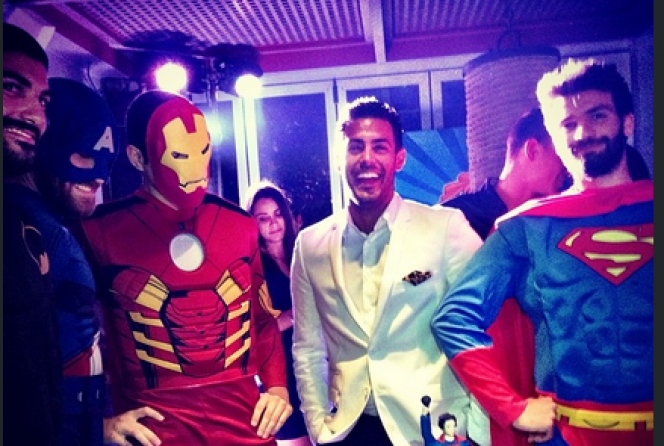 ΦΩΤΟ-Στο πάρτι γενεθλίων του Κώστα Μαρτάκη